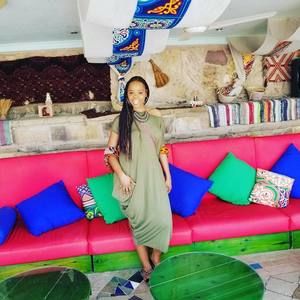 Meet your Posher, Tanya